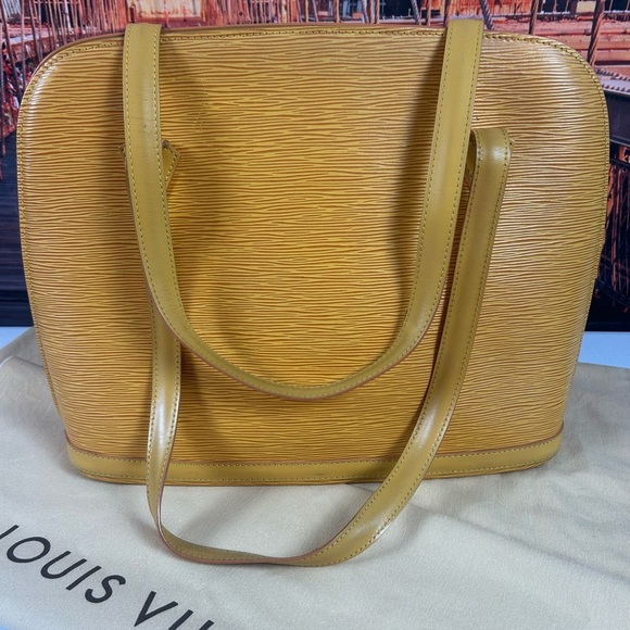 Louis Vuitton Lussac Epi With Dustbag - Picture 2 of 13